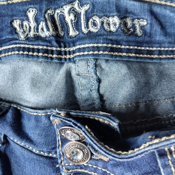 Jeans - Picture 3 of 4